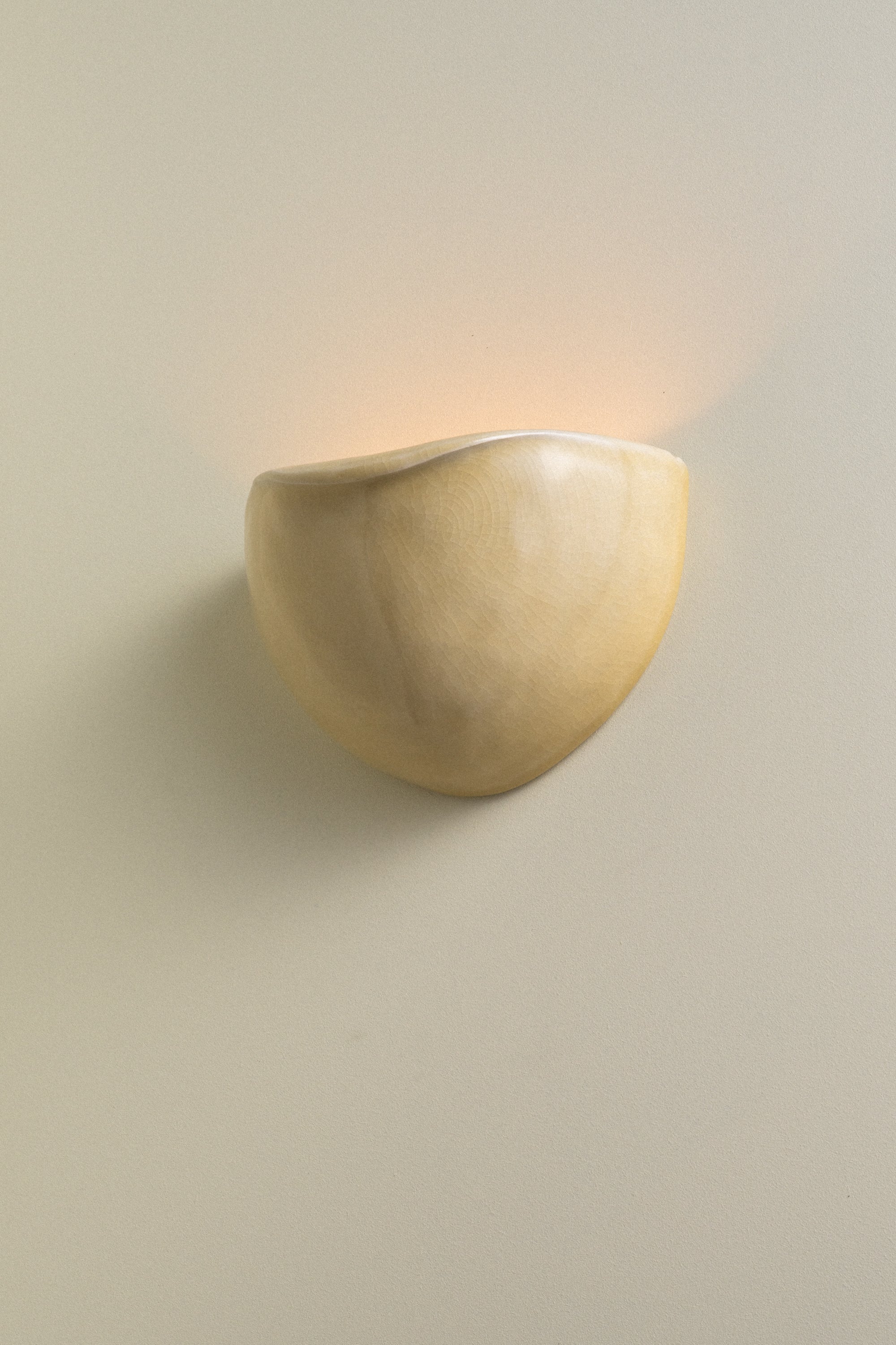 Simone No. 1 Parchment