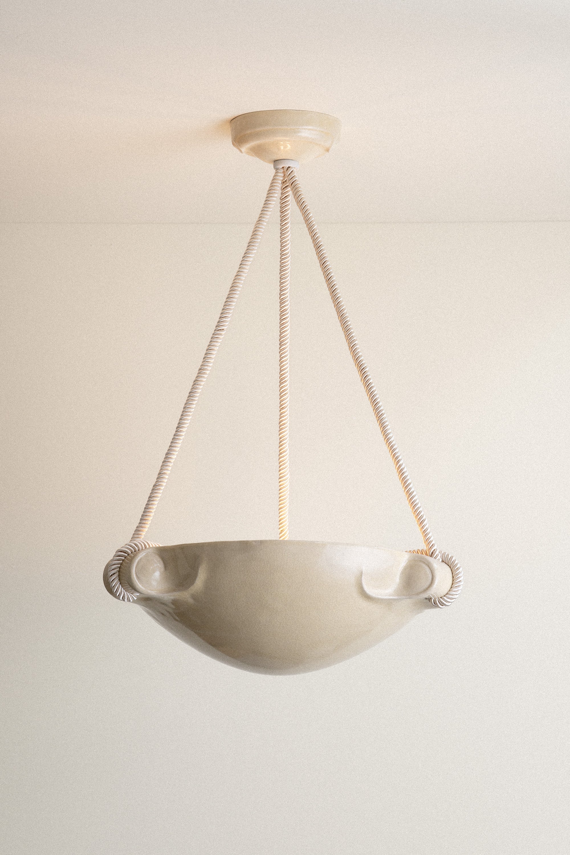 L'eau No. 9 Parchment 18"