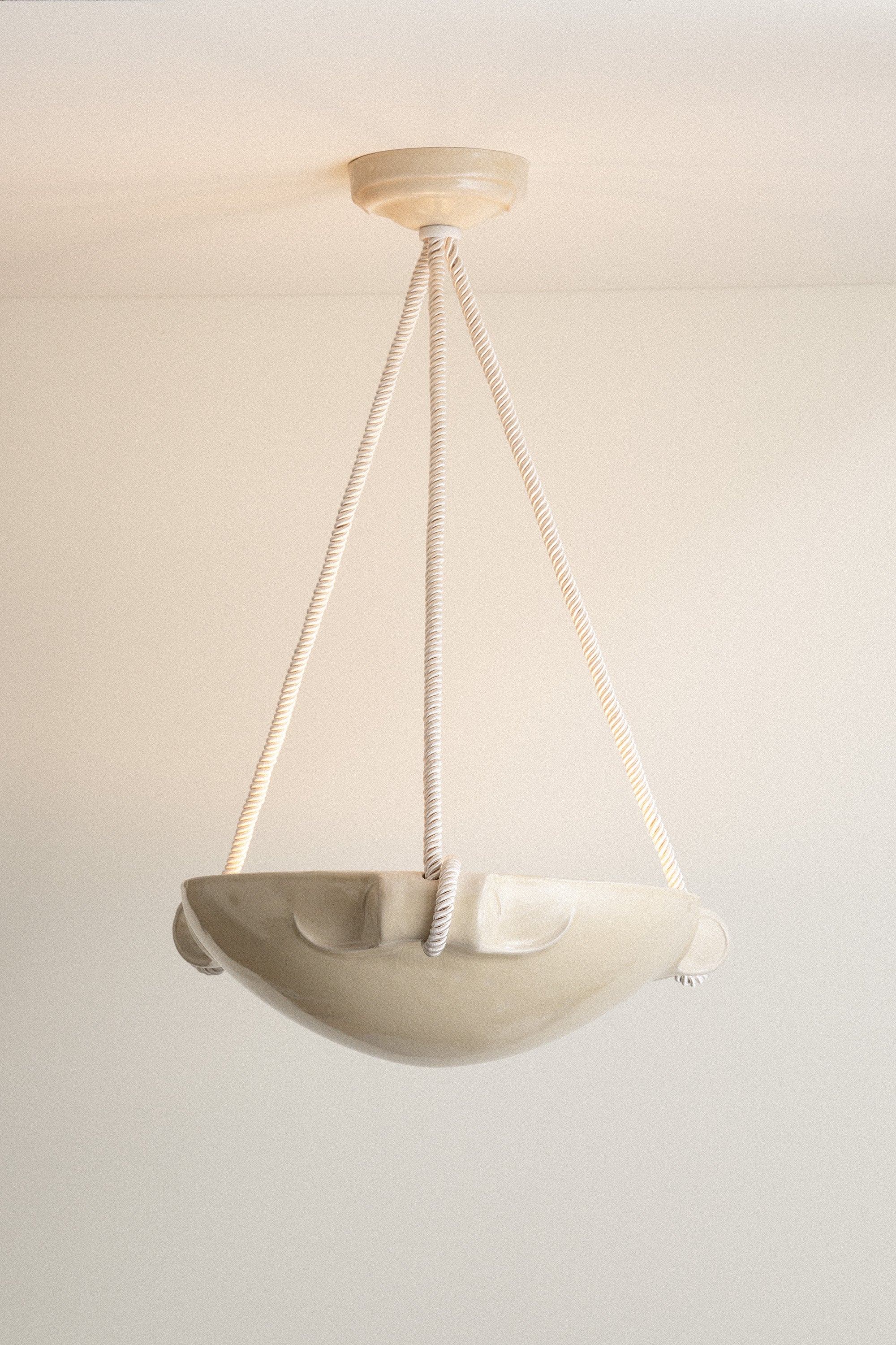 L'eau No. 9 Parchment 18"