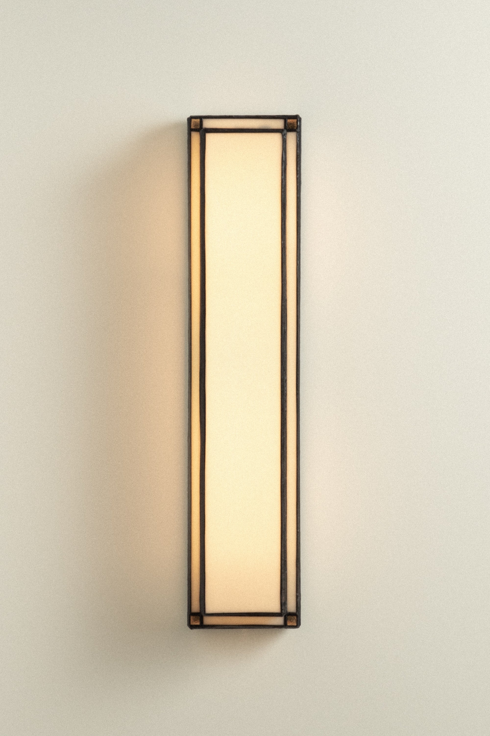 Lucienne No. 5 Parchment