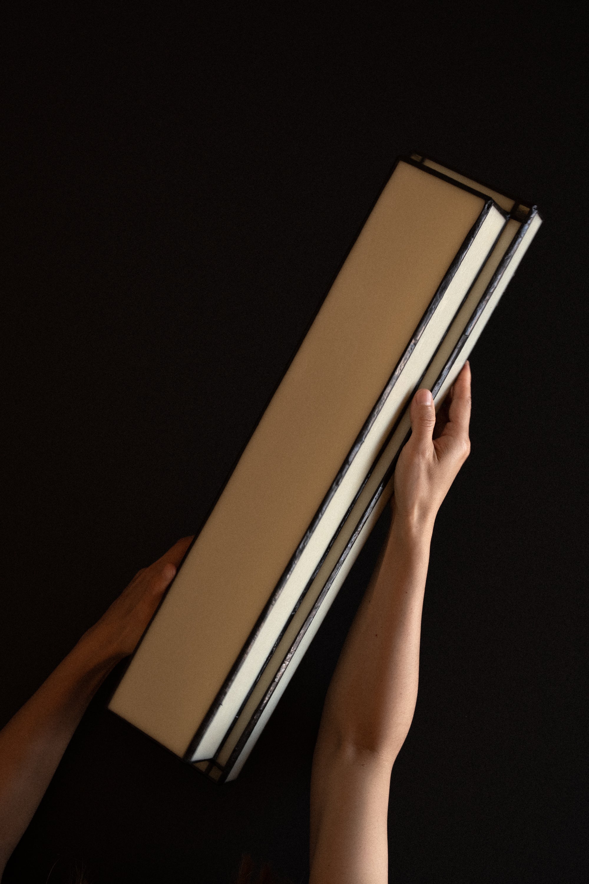 Lucienne No. 5 Parchment