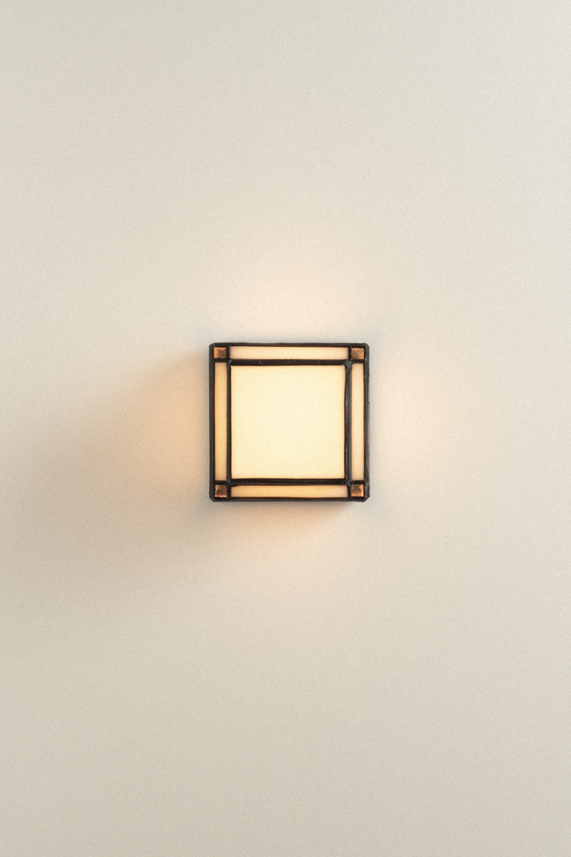 Lucienne No. 1 Parchment