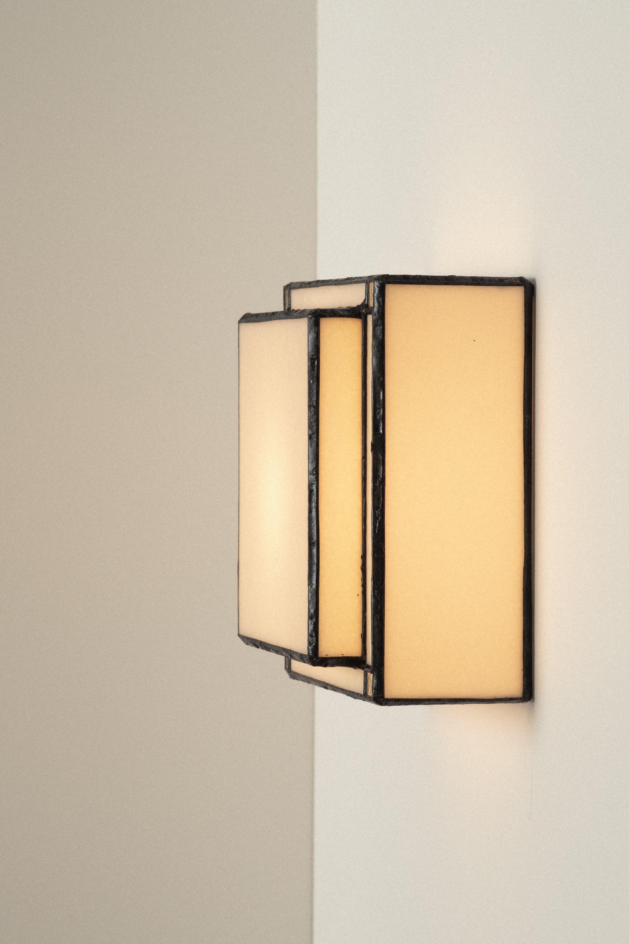 Lucienne No. 3 Parchment