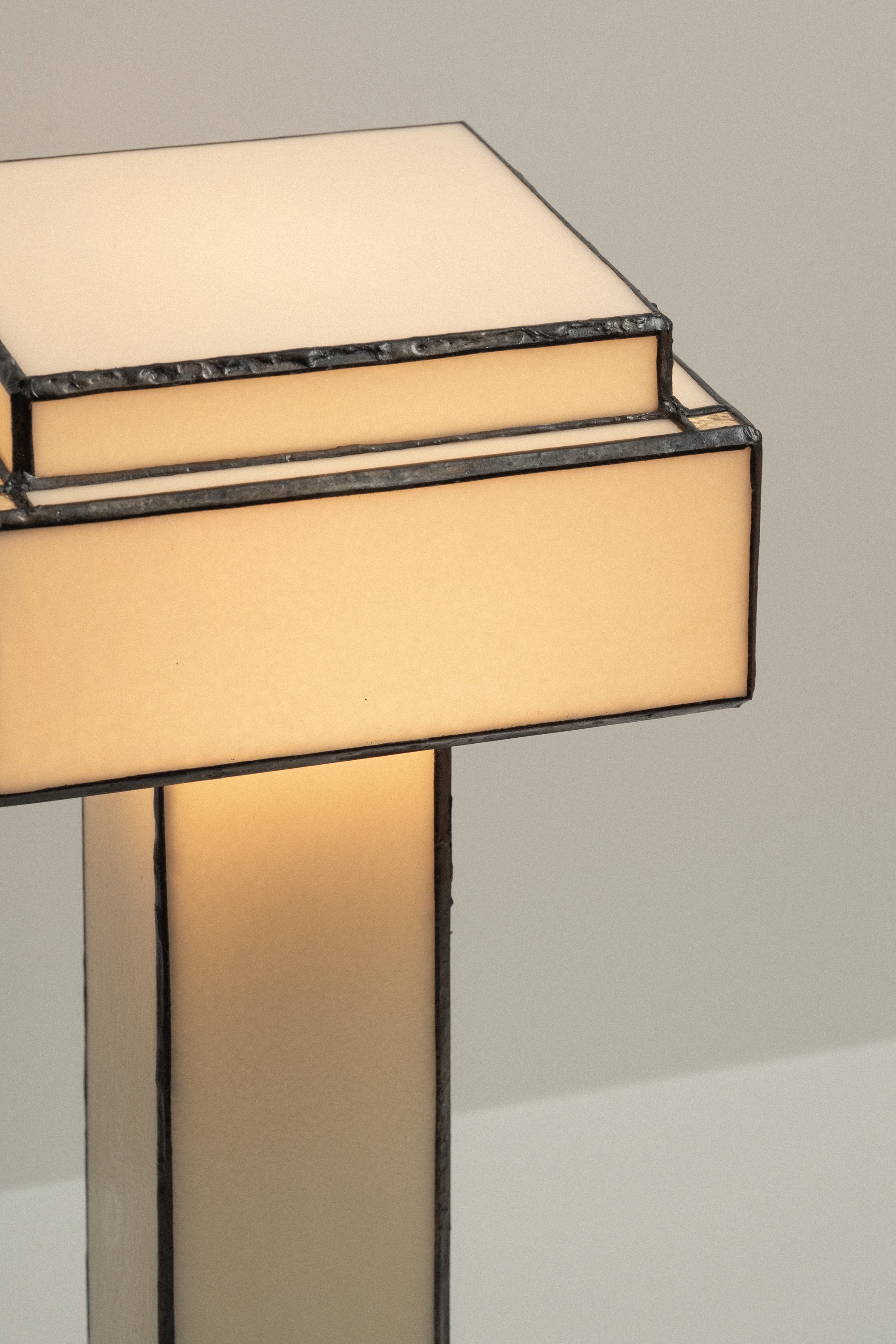 Lucienne No. 10 Parchment