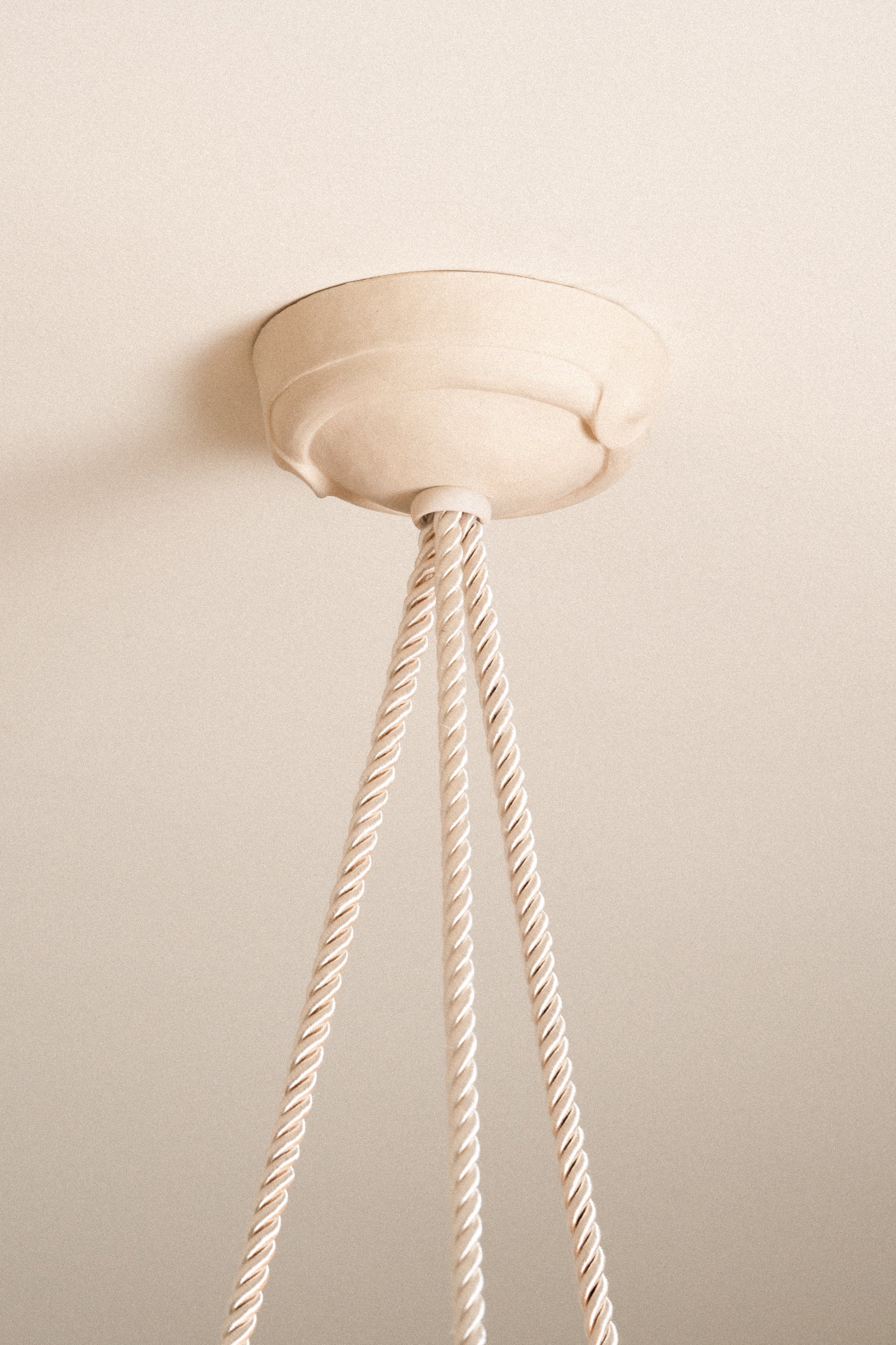 L'eau No. 9 Bone 12"