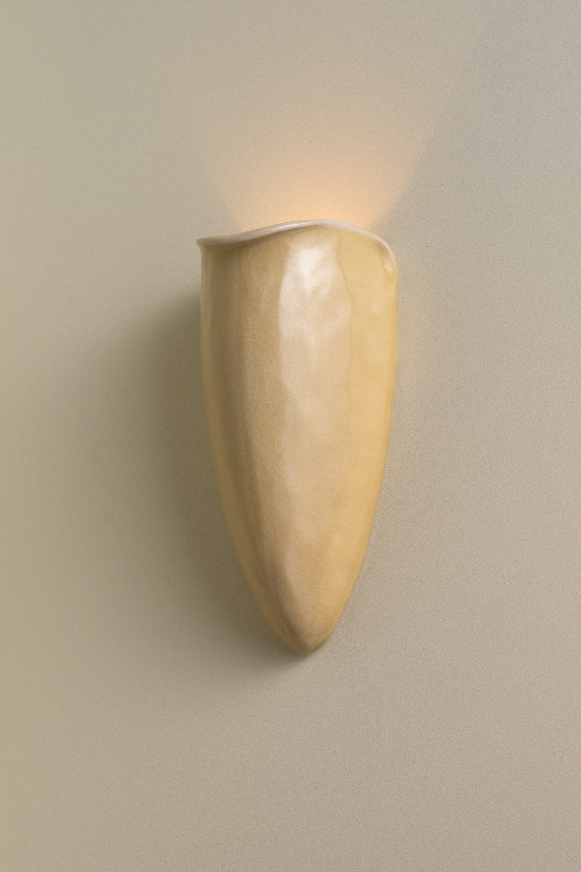 Simone No. 2 Parchment