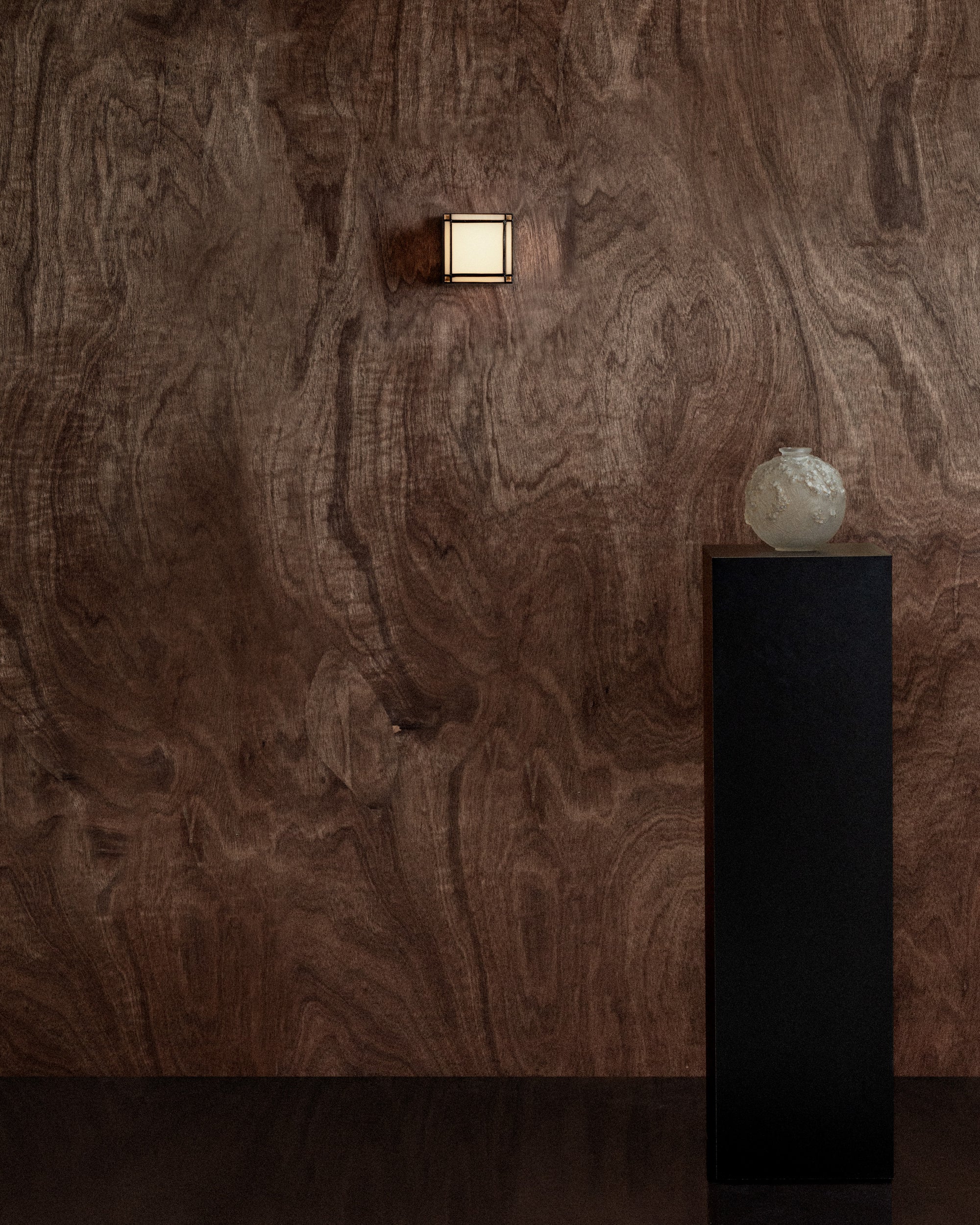 Lucienne No. 1 Parchment