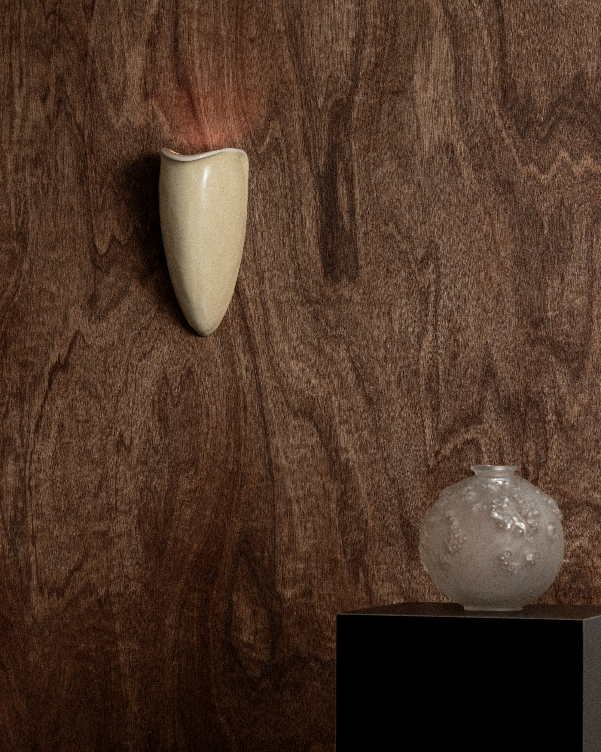 Simone No. 2 Parchment