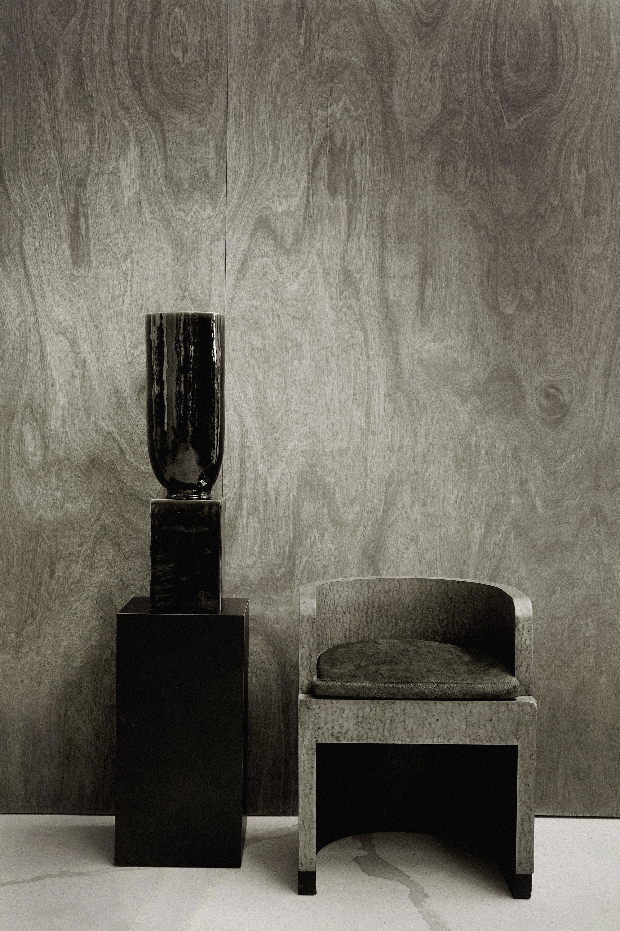 Julien No. 1 Large Black Amber