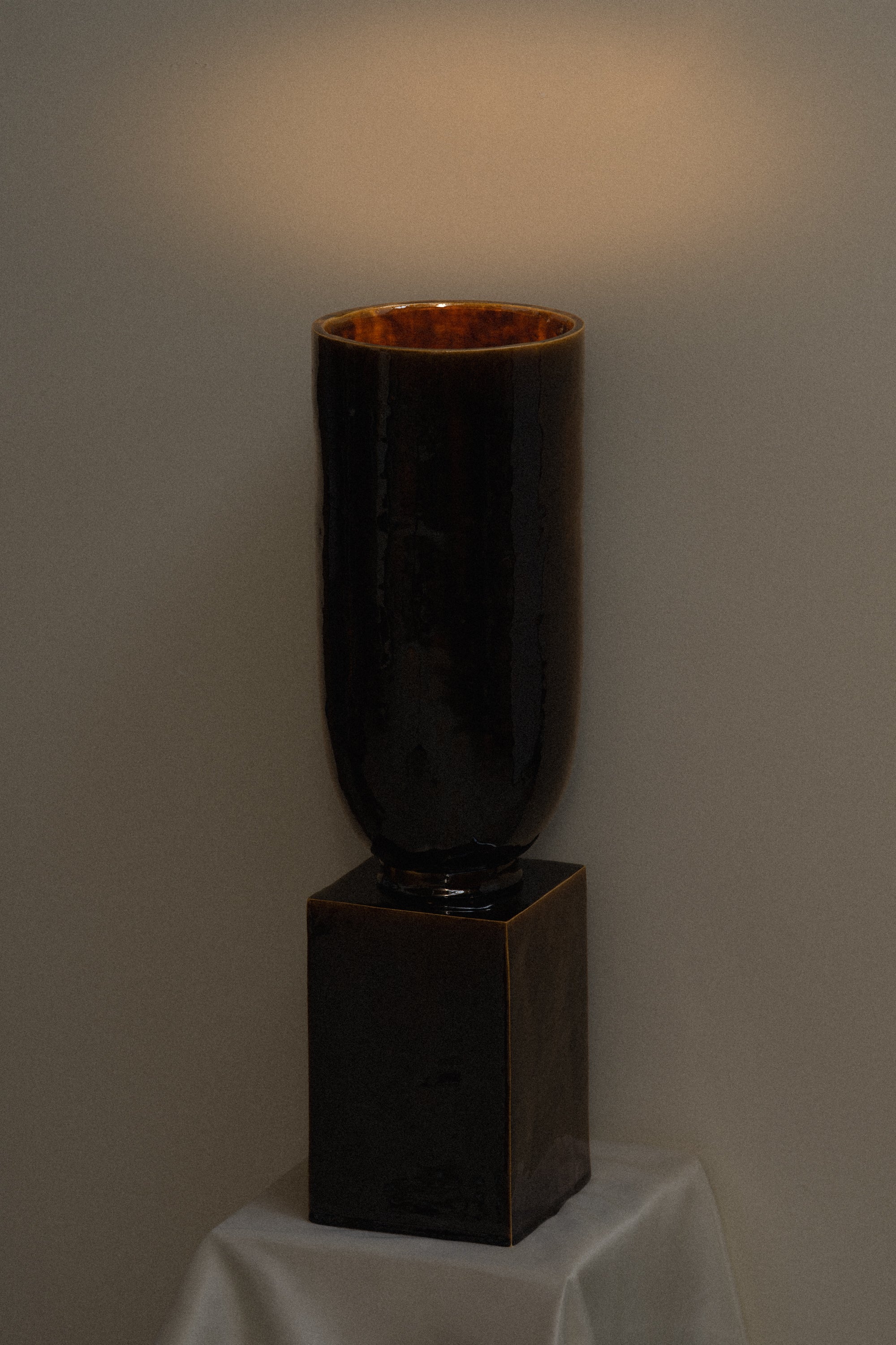 Julien No. 1 Large Black Amber