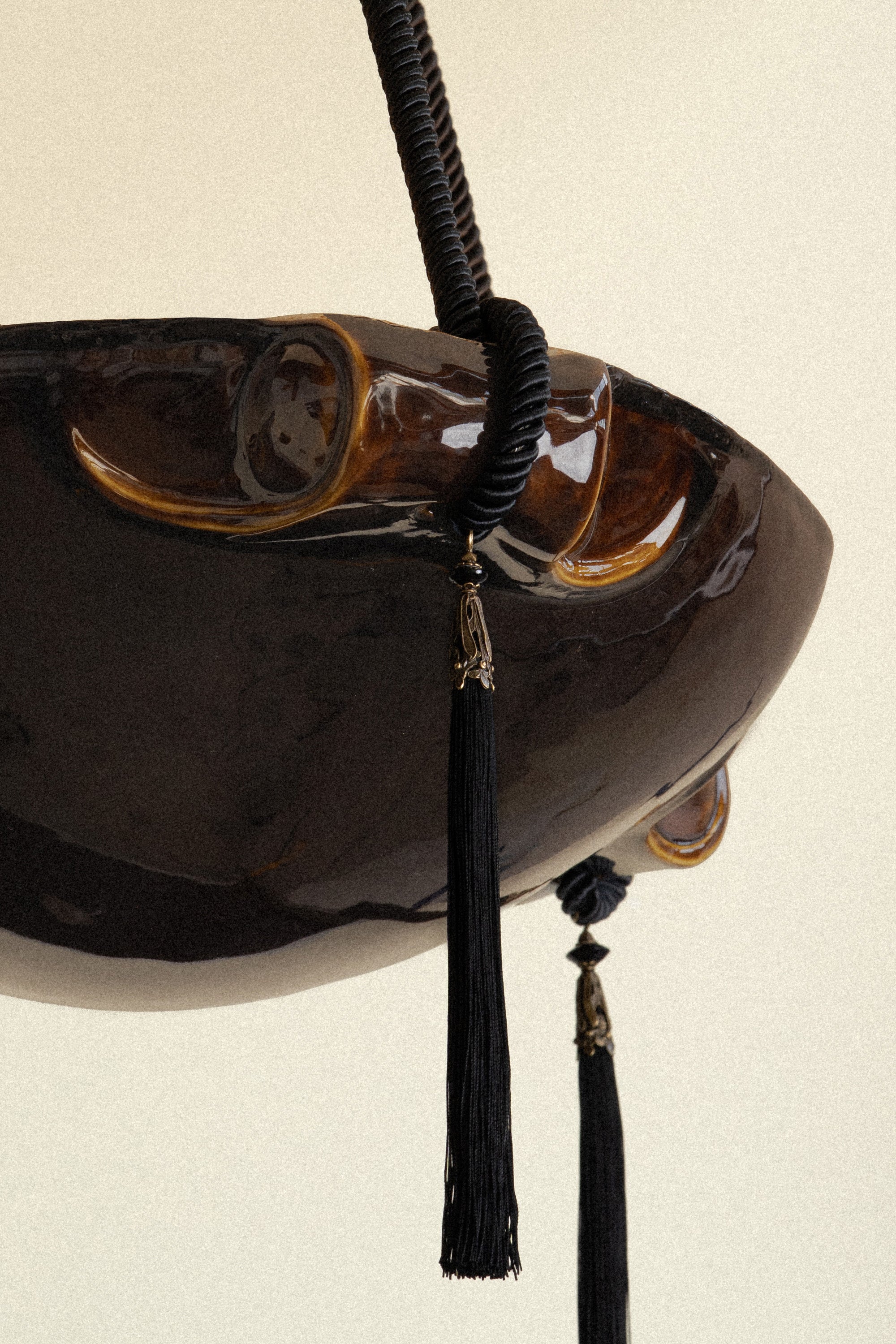 L'eau No. 9 Black Amber 18"