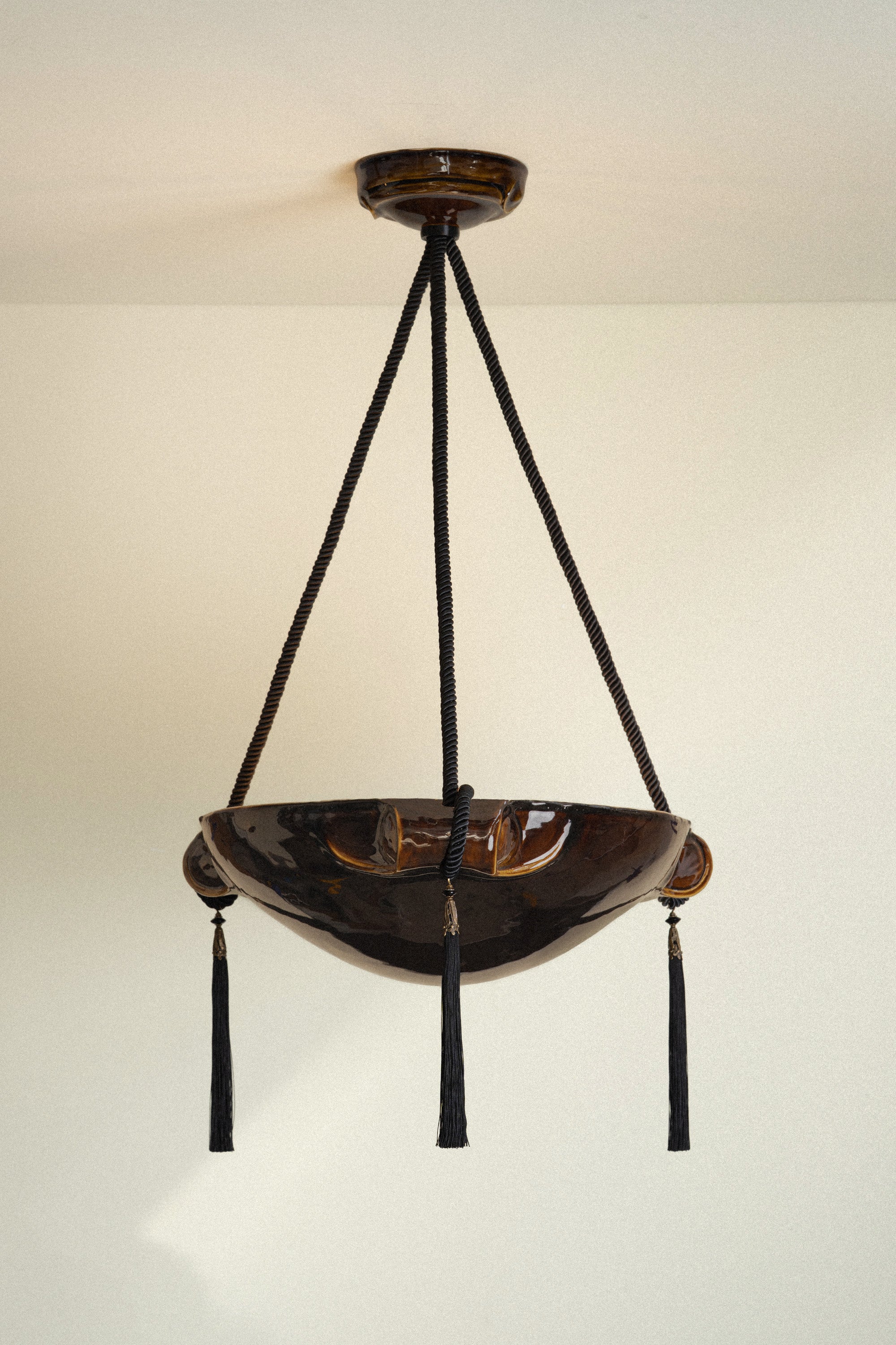 L'eau No. 9 Black Amber 18"