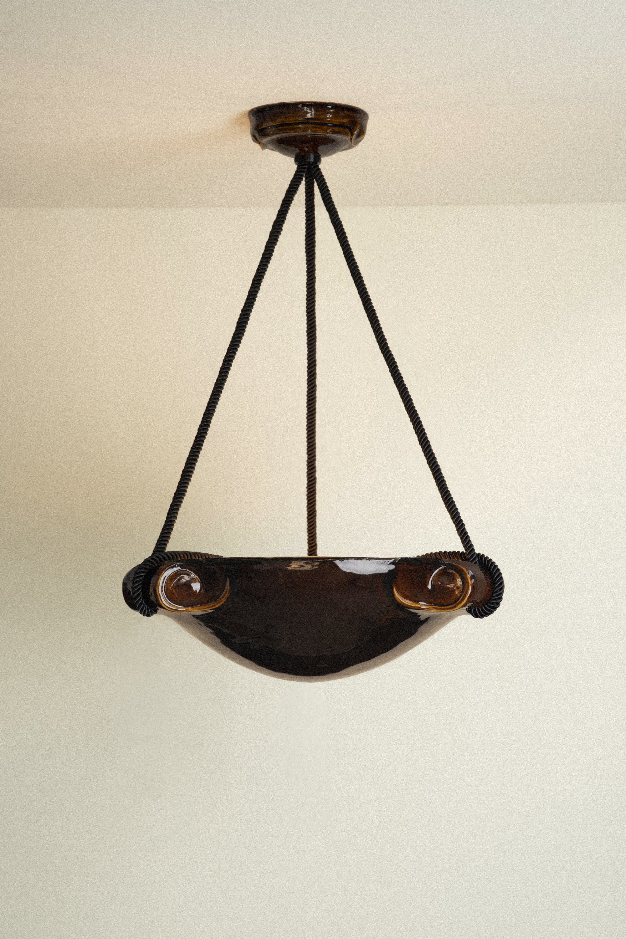 L'eau No. 9 Black Amber 18"