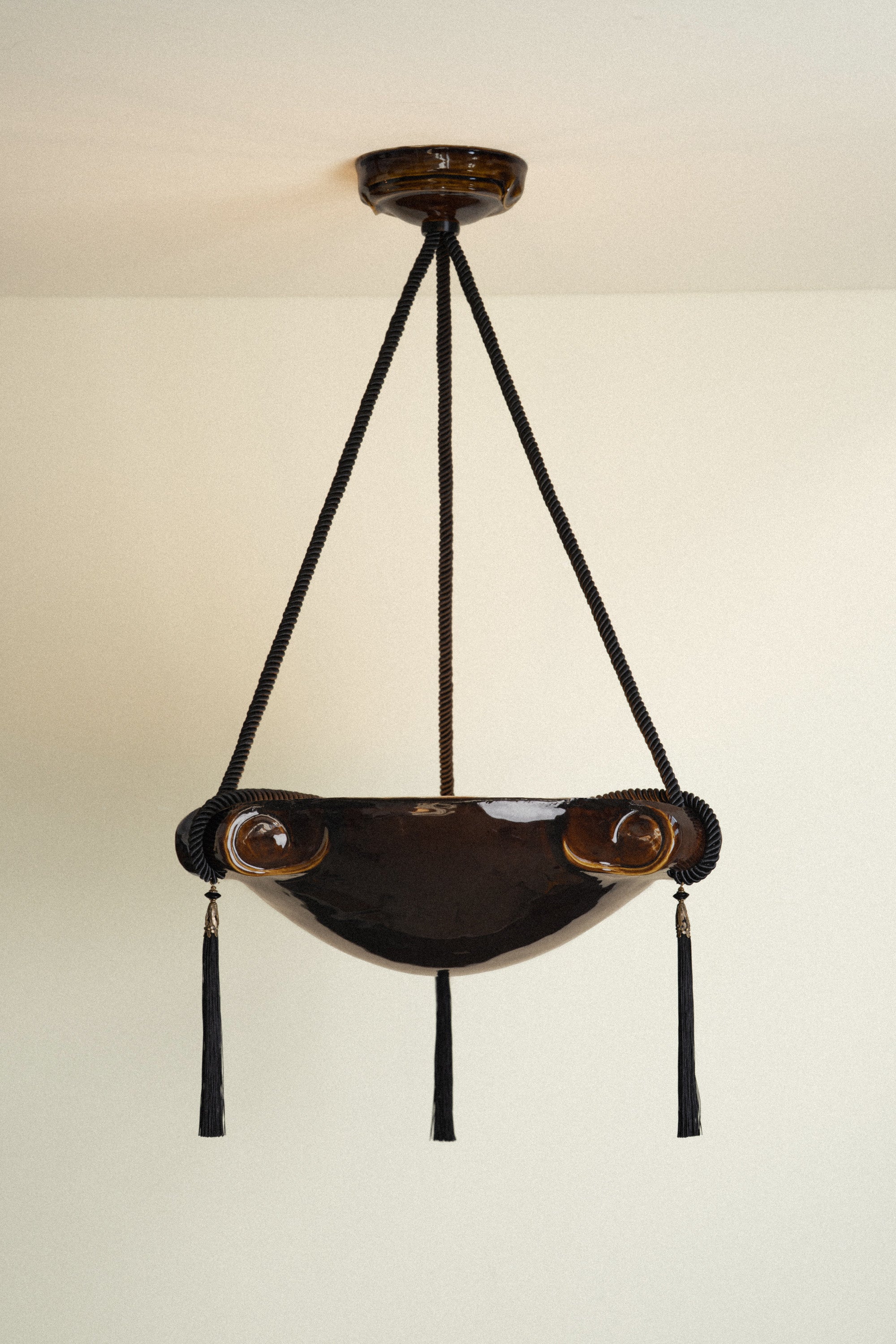 L'eau No. 9 Black Amber 18"