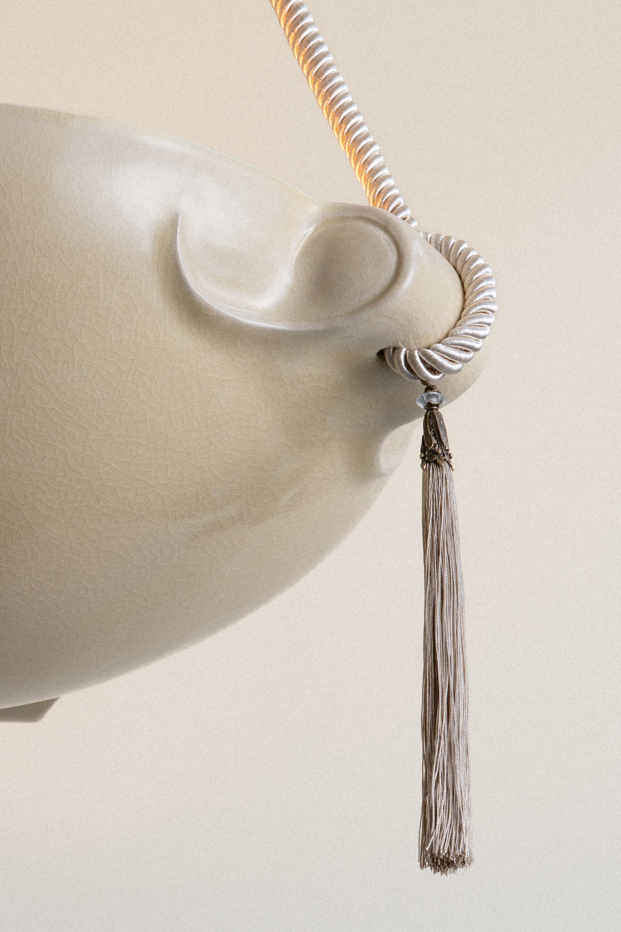 L'eau No. 9 Parchment 18"