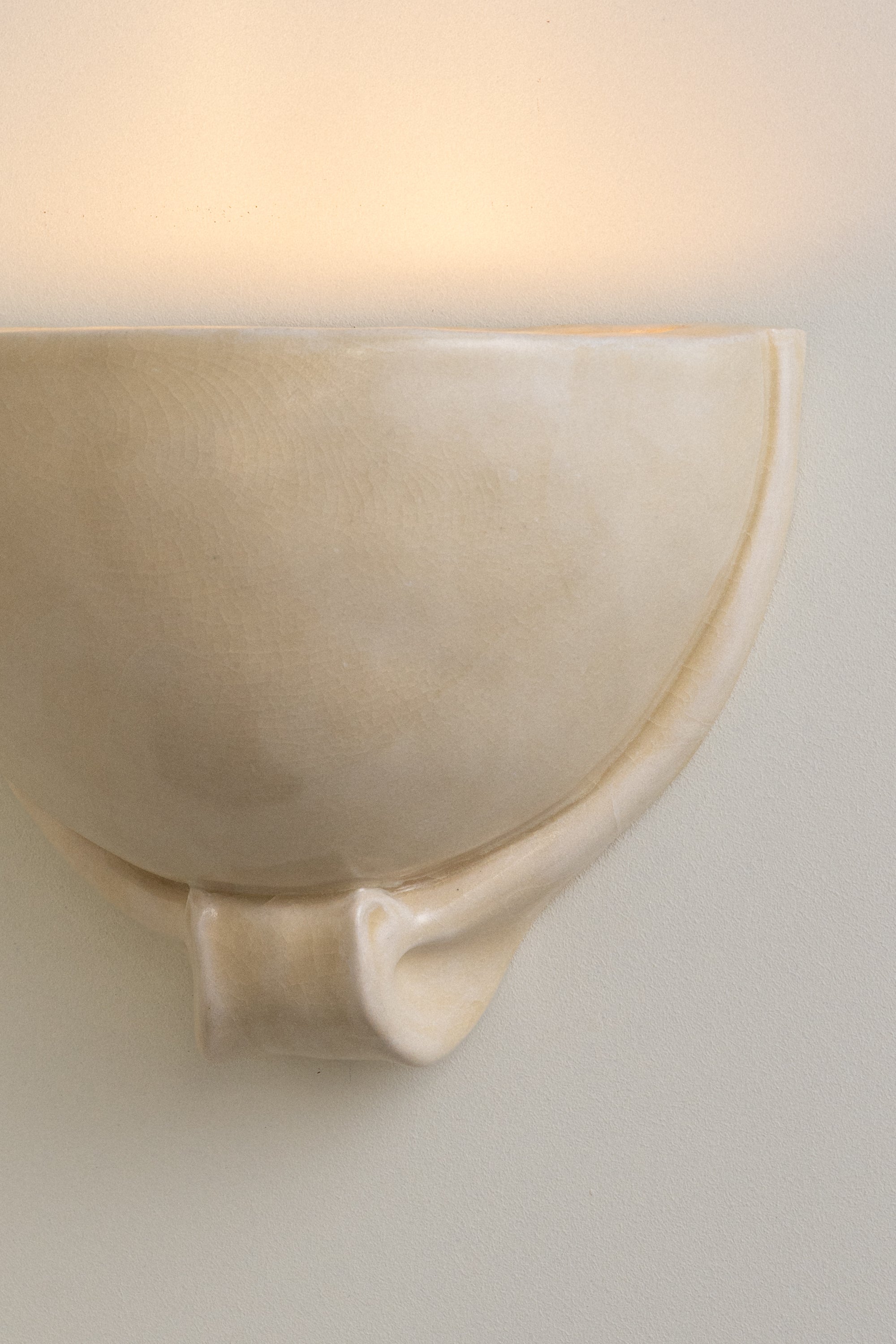 L'eau No. 1 Parchment