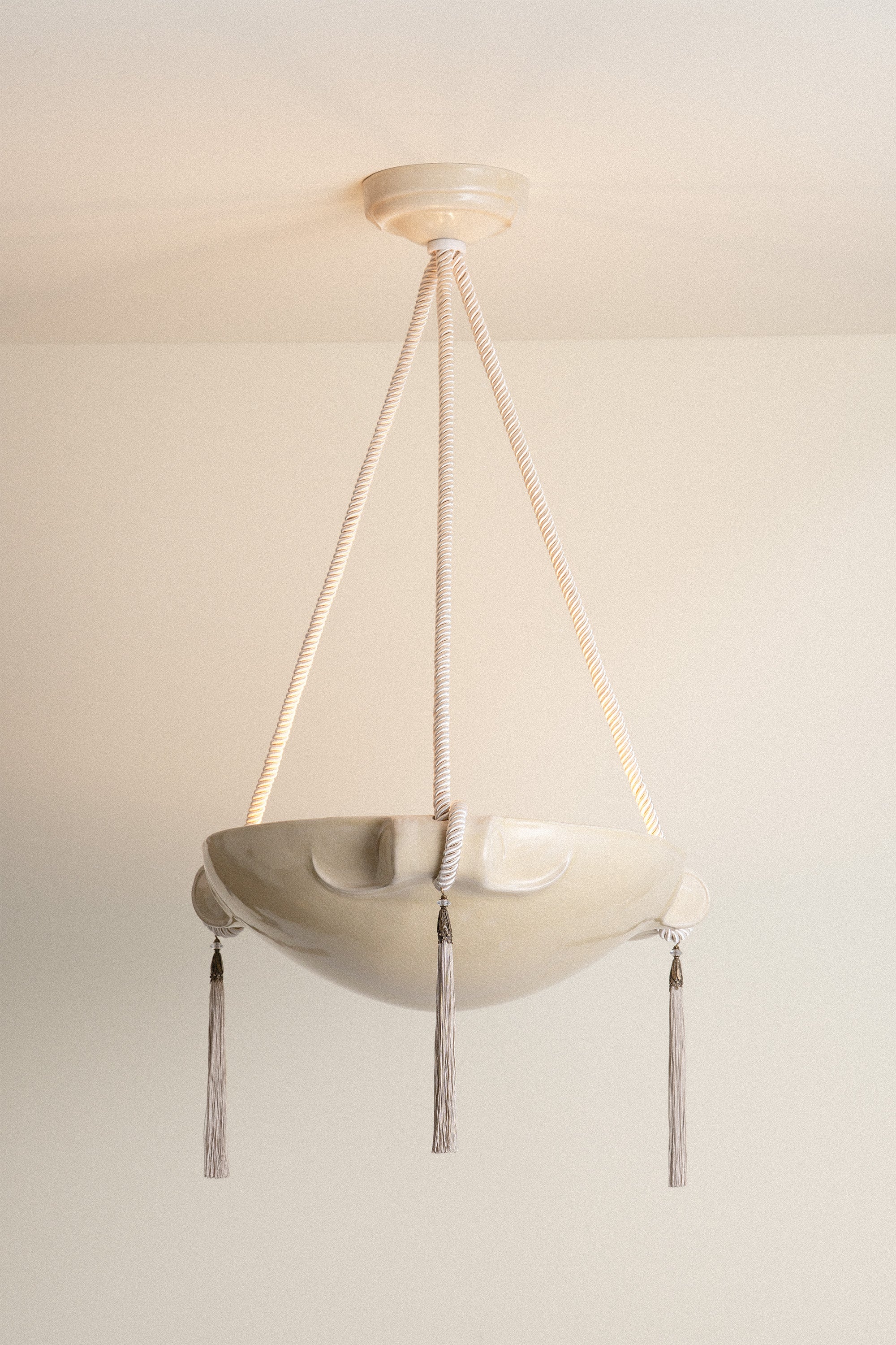 L'eau No. 9 Parchment 18"