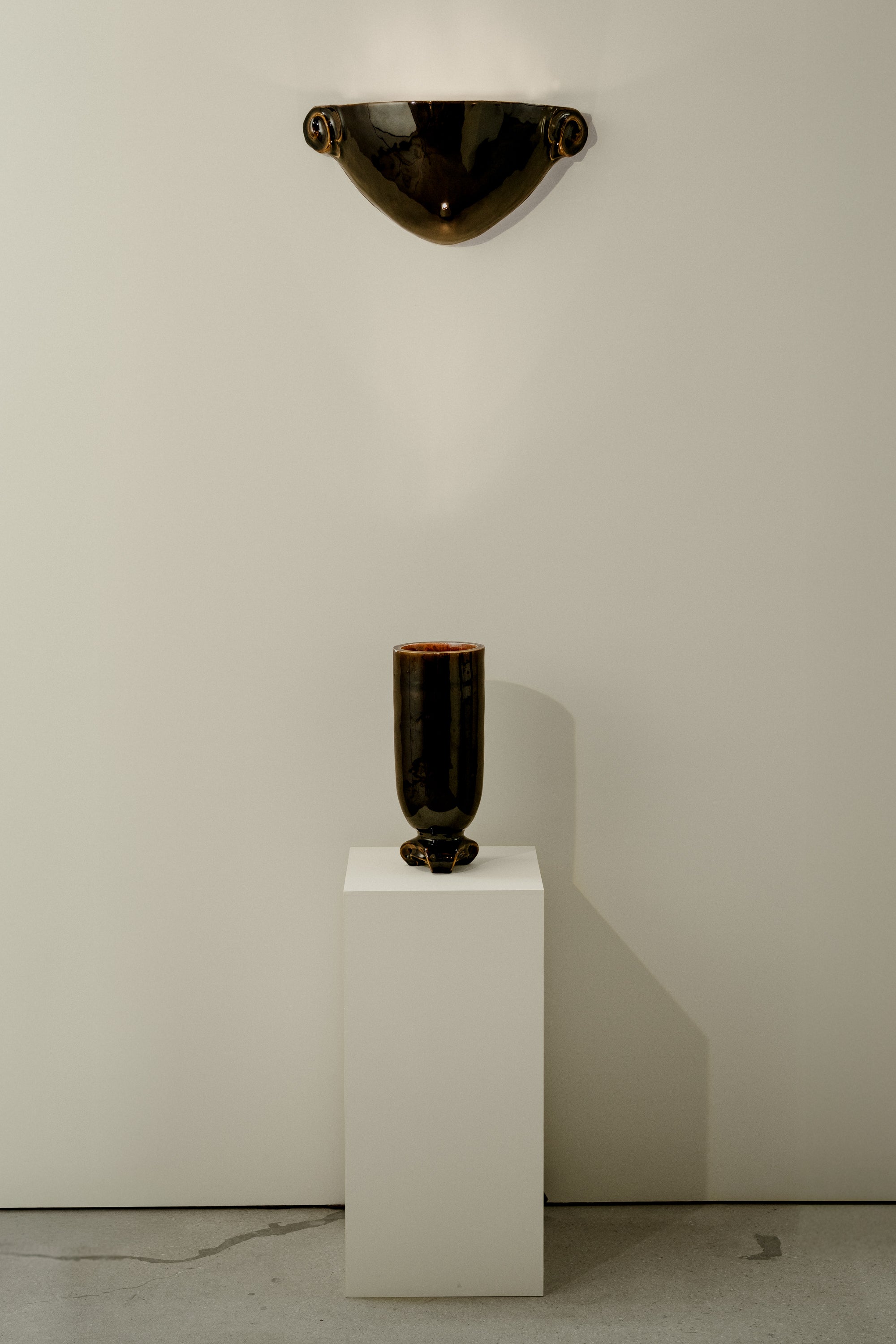 L'eau No.12 Small Black Amber