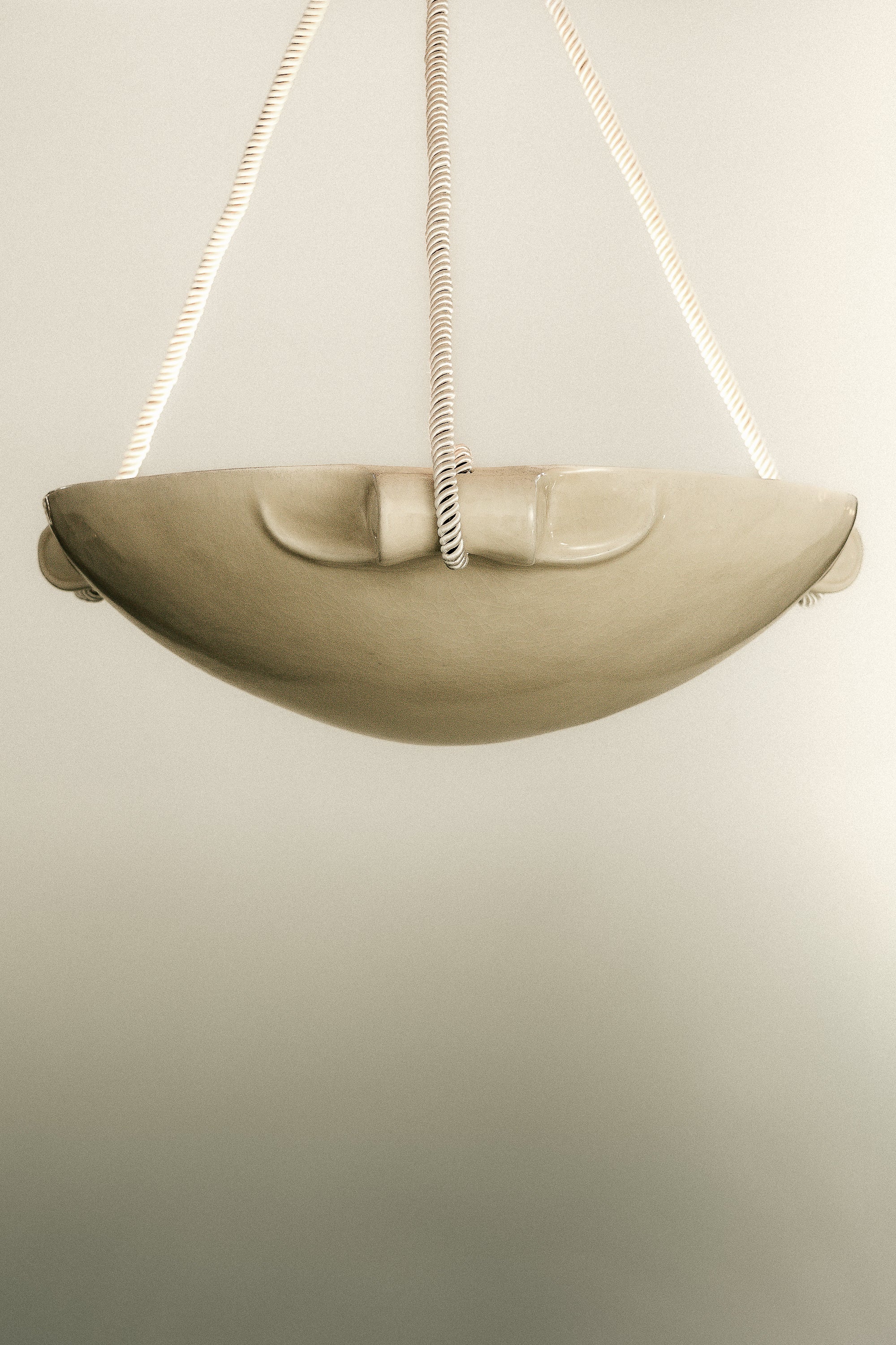 L'eau No. 9 Parchment 24"