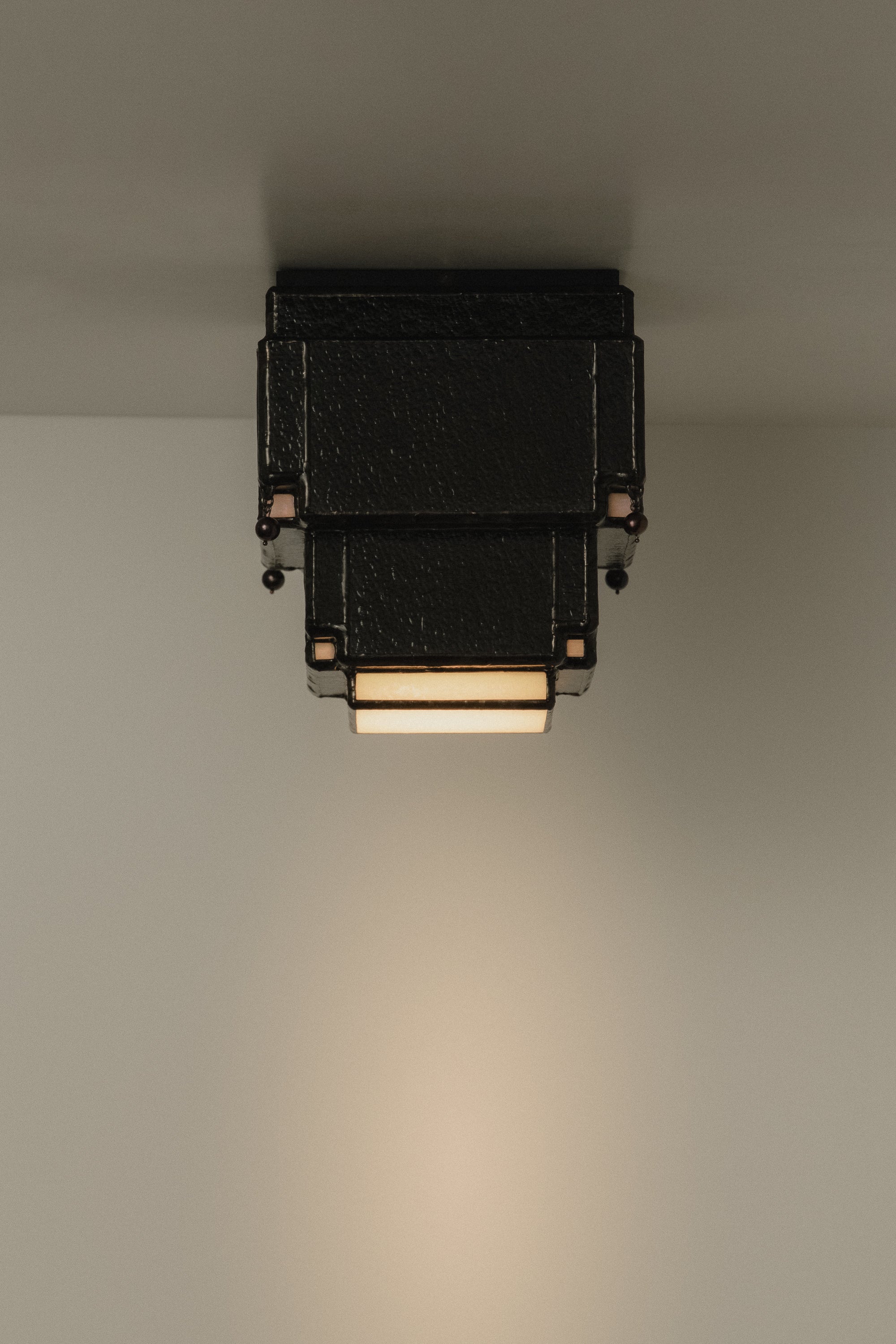 Lazare No. 3 Onyx