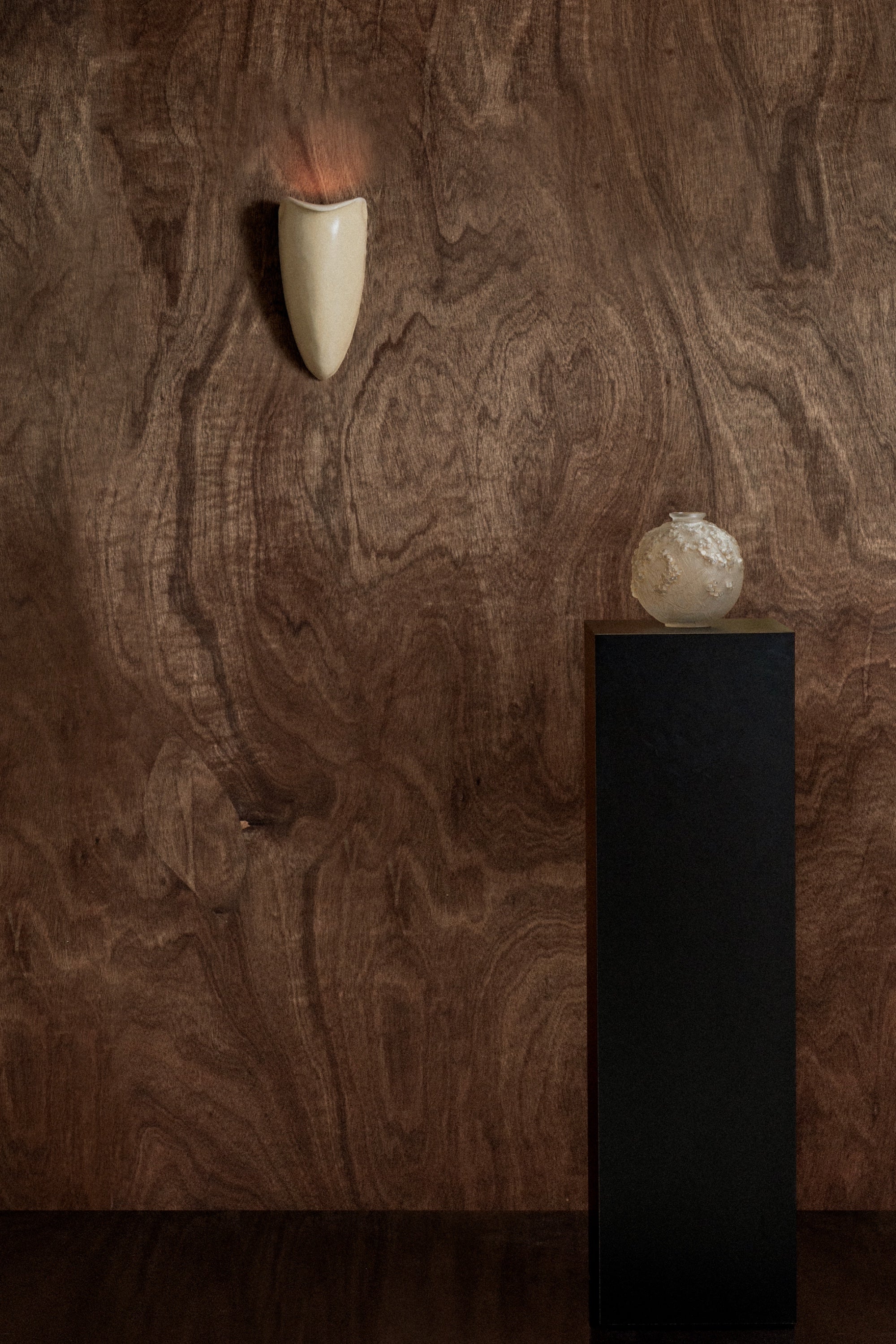 Simone No. 2 Parchment