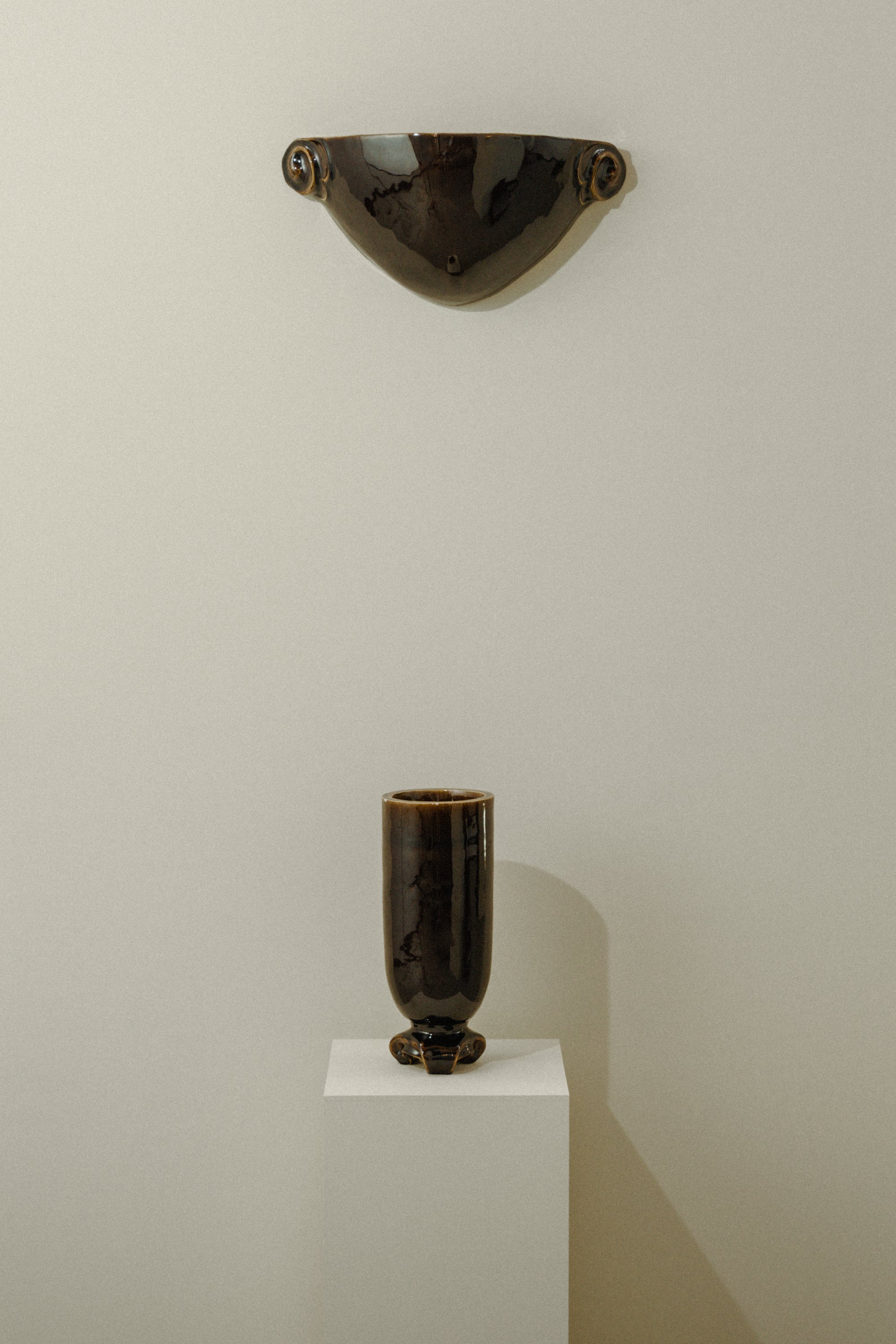 L'eau No. 4 Large Black Amber