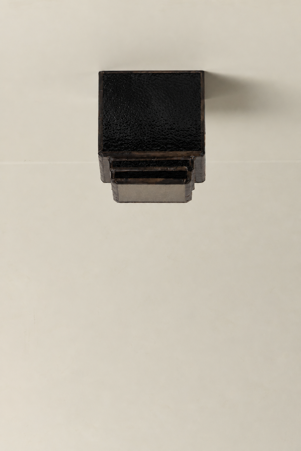 Francis No. 4 Onyx
